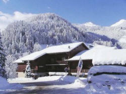 photo_Magasin-val-blanc1_hauteur_de_neige.jpg